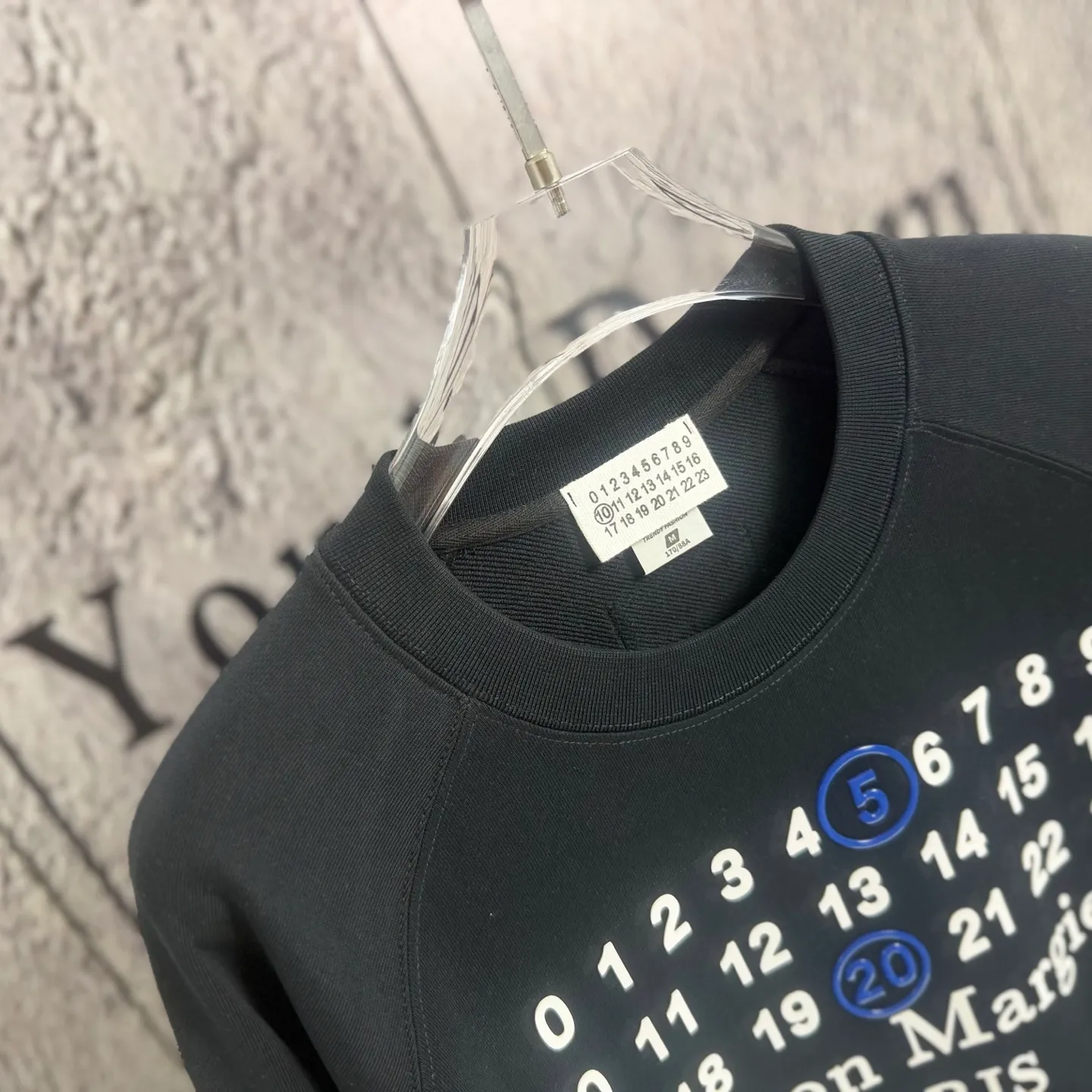 《𝙉𝙚𝙬⚜️ 》 2026* New Arrival 460 Same Style Size：S M L XL XXL ：White Black Light Coffee Brown